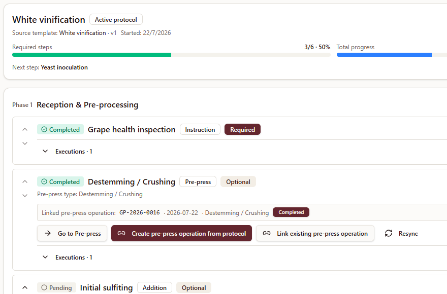 WineOS winemaking protocol with phases, steps and additions linked to real operations